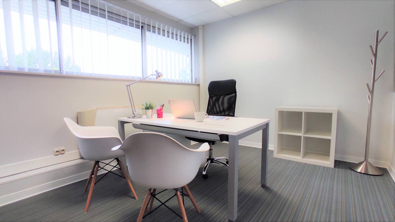 Bureau flexible : louer un bureau 2 à 4 personnes en flex office à Toulouse